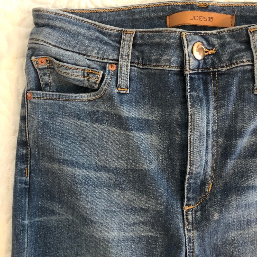 Like New Joe’s High Rise Skinny Jeans - Picture 2 of 6